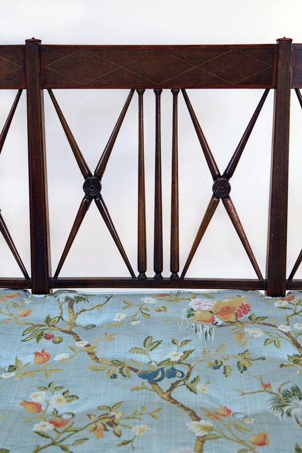 A Glorious Edwardian, Sheraton Revival Settee - Image 9