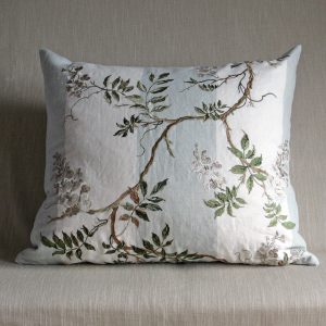 pet cushions, cat cushions, dog cushions, pet pillows, guild antiques. glasgow antiques, luxury pet cushions. bespoke pet pillows