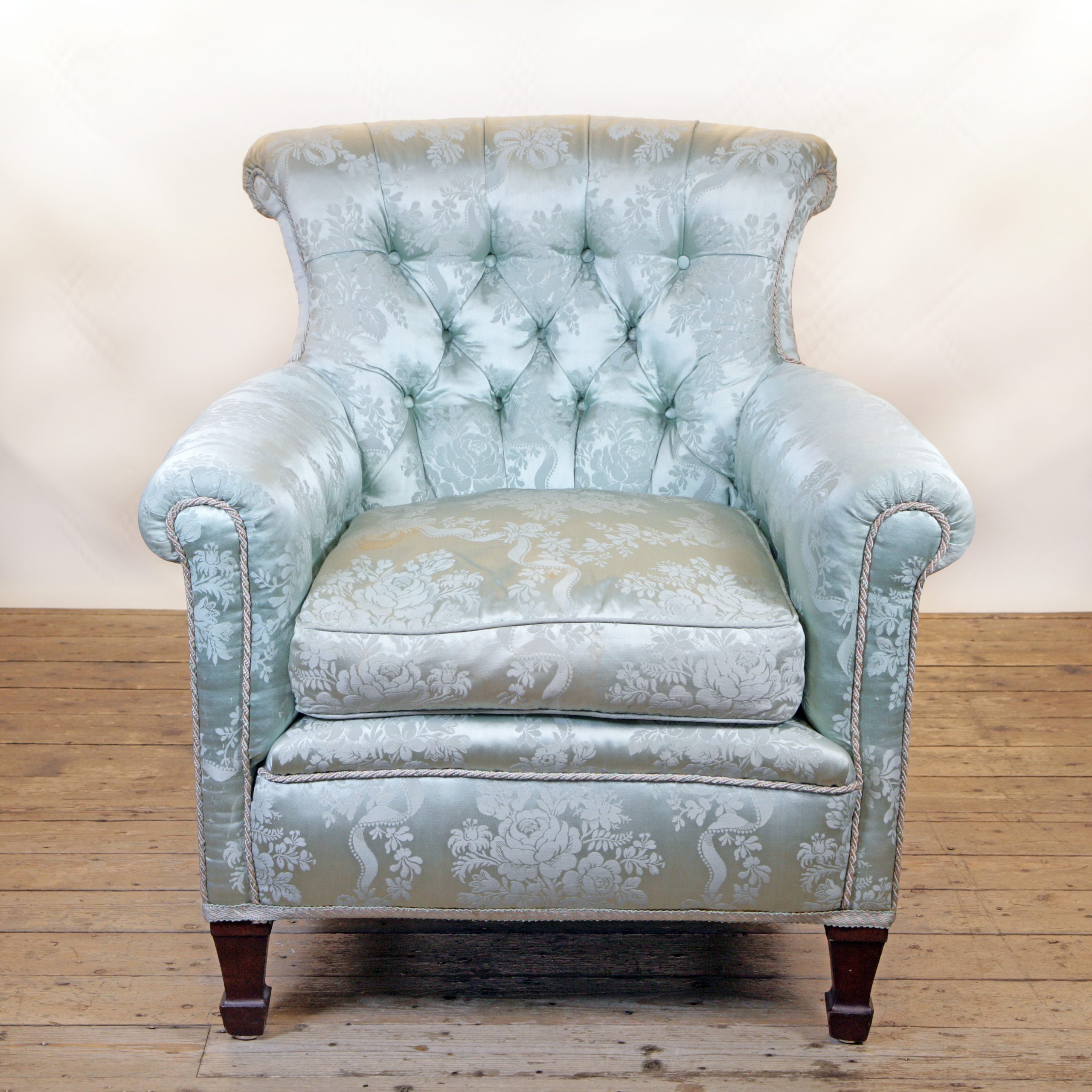 Howard & Sons Woodstock-style armchair