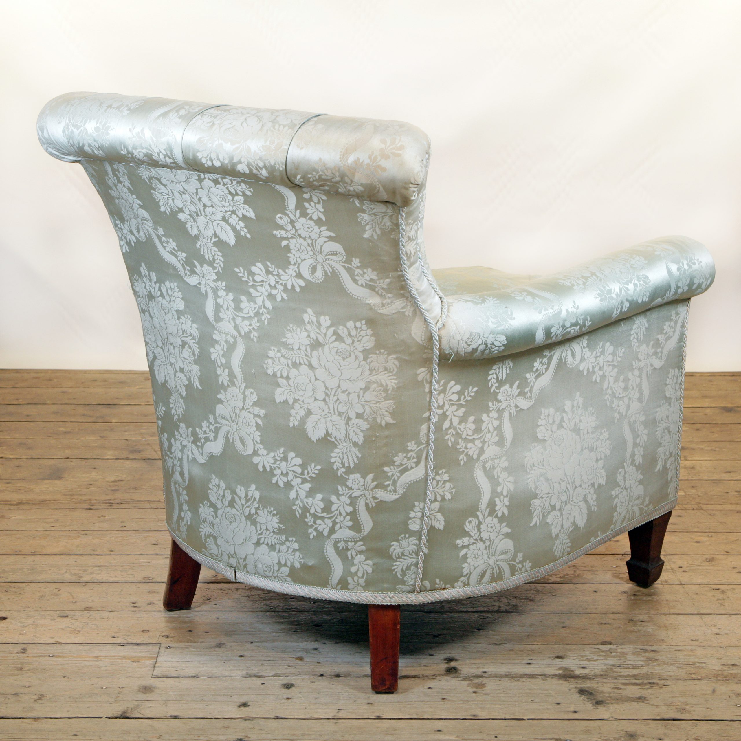 Howard & Sons Woodstock-style armchair