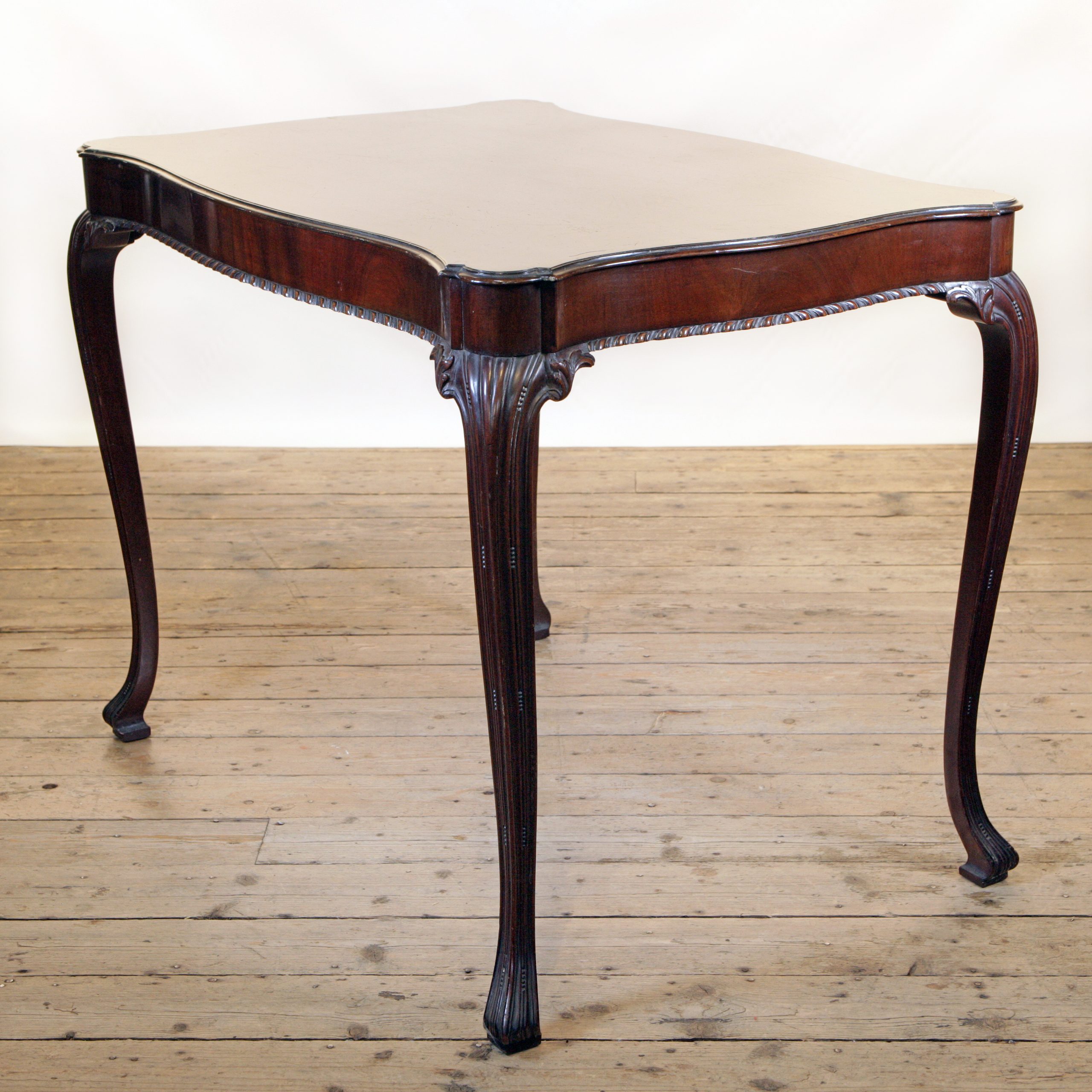 Wylie and Lochhead Glasgow Mahogany Side Table